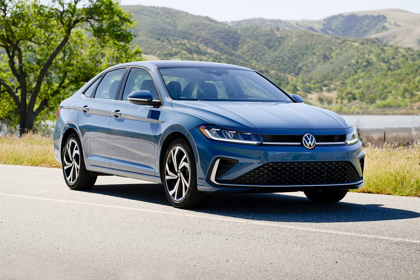 2025 Volkswagen Jetta SEL 4dr Sedan (1.5L 4cyl Turbo 8A)