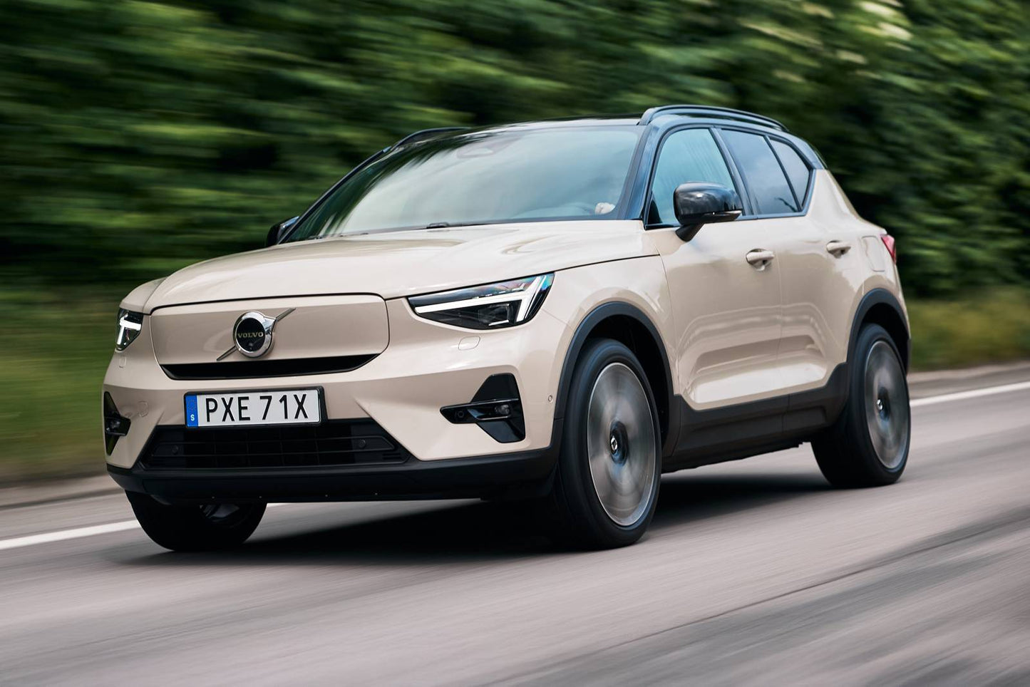 2025 Volvo EX40 Single Motor Ultra 4dr SUV (electric DD)