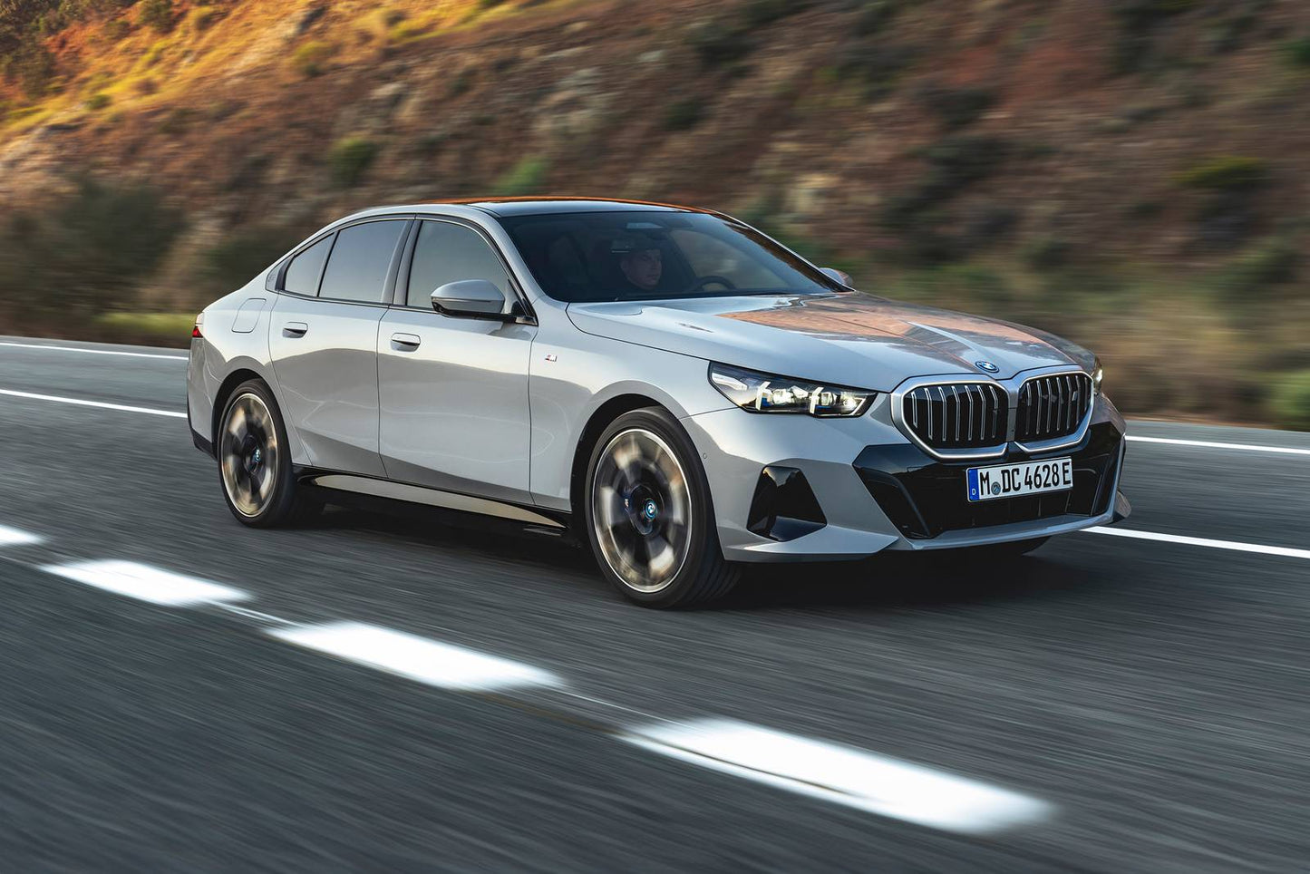 2026 BMW i5 xDrive40 4dr Sedan AWD (electric DD)