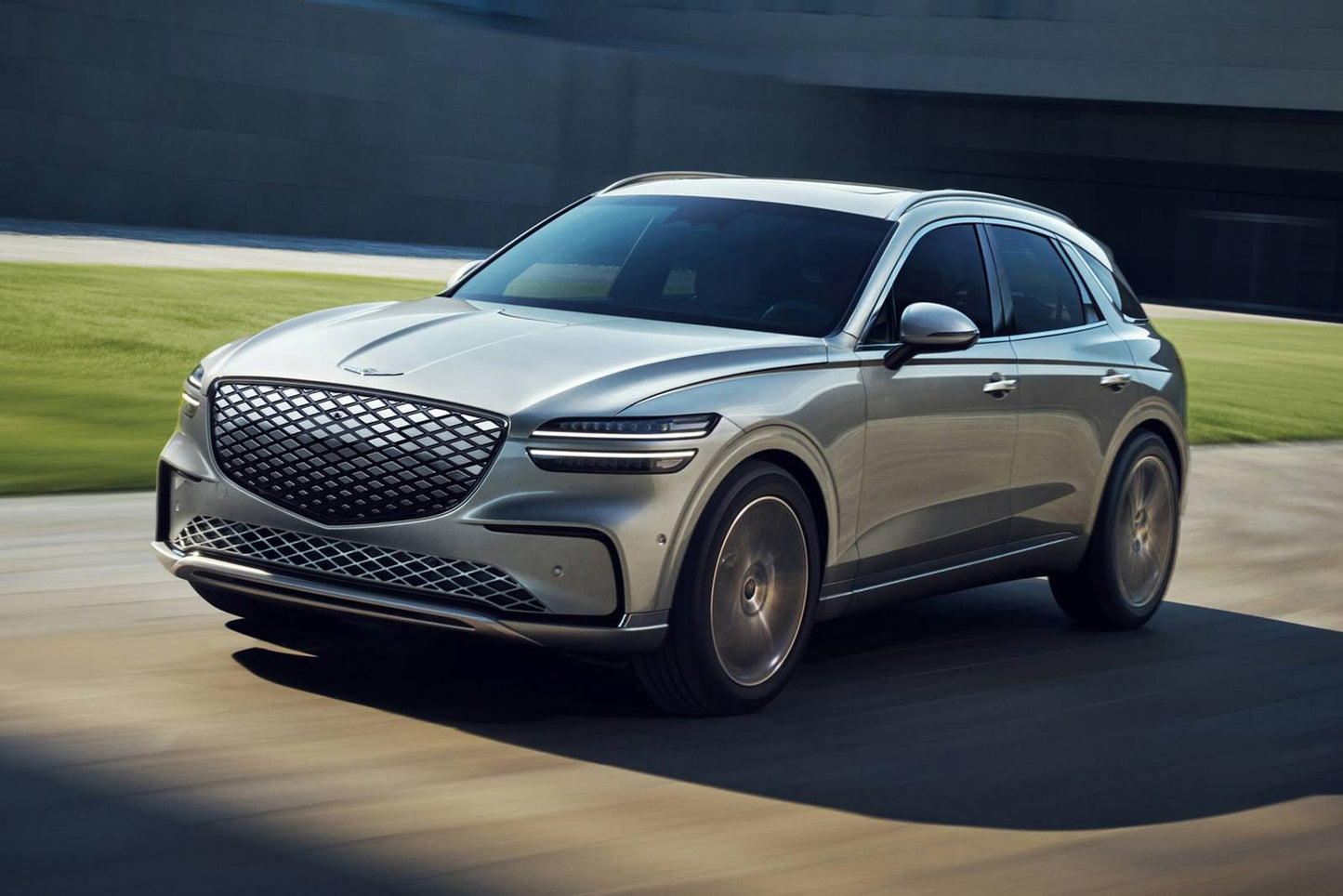 2026 Genesis Electrified GV70 Prestige 4dr SUV AWD (electric DD)