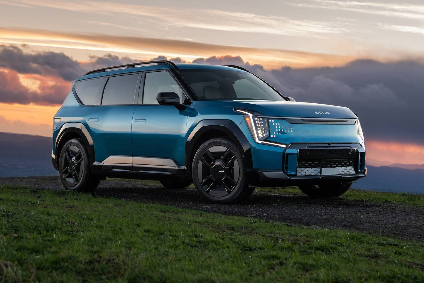 2026 Kia EV9 Light 4dr SUV (electric DD)